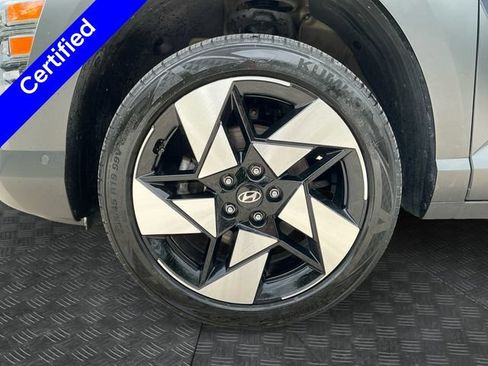 Certified 2024 Hyundai Kona Limited AWD/4WD image 15