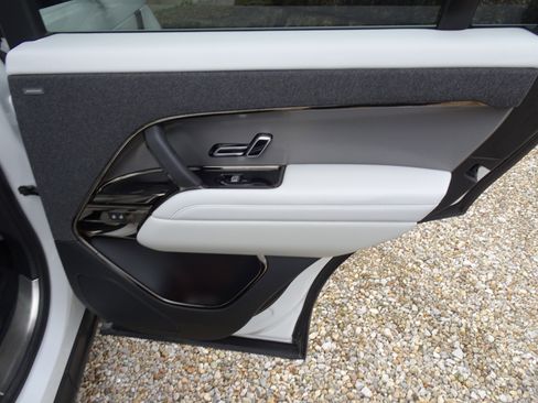 Certified 2023 Land Rover Range Rover Sport SE image 24