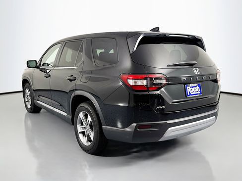 Certified 2025 Honda Pilot EX-L image 7