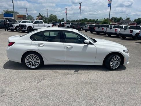 Used 2023 BMW 330i xDrive Sedan w/ Driving Assistance Package AWD/4WD image 9
