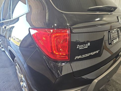 Used 2024 Honda Passport EX-L image 35