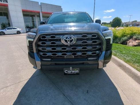 Used 2025 Toyota Tundra Platinum AWD/4WD image 10
