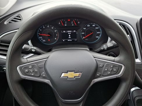 Used 2023 Chevrolet Malibu LT FWD image 18