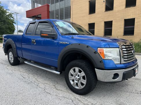 Used 2011 Ford F150 XLT w/ XLT Chrome Pkg AWD/4WD image 8