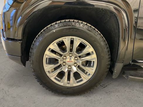 Used 2023 GMC Sierra 1500 Denali w/ Technology Package image 15