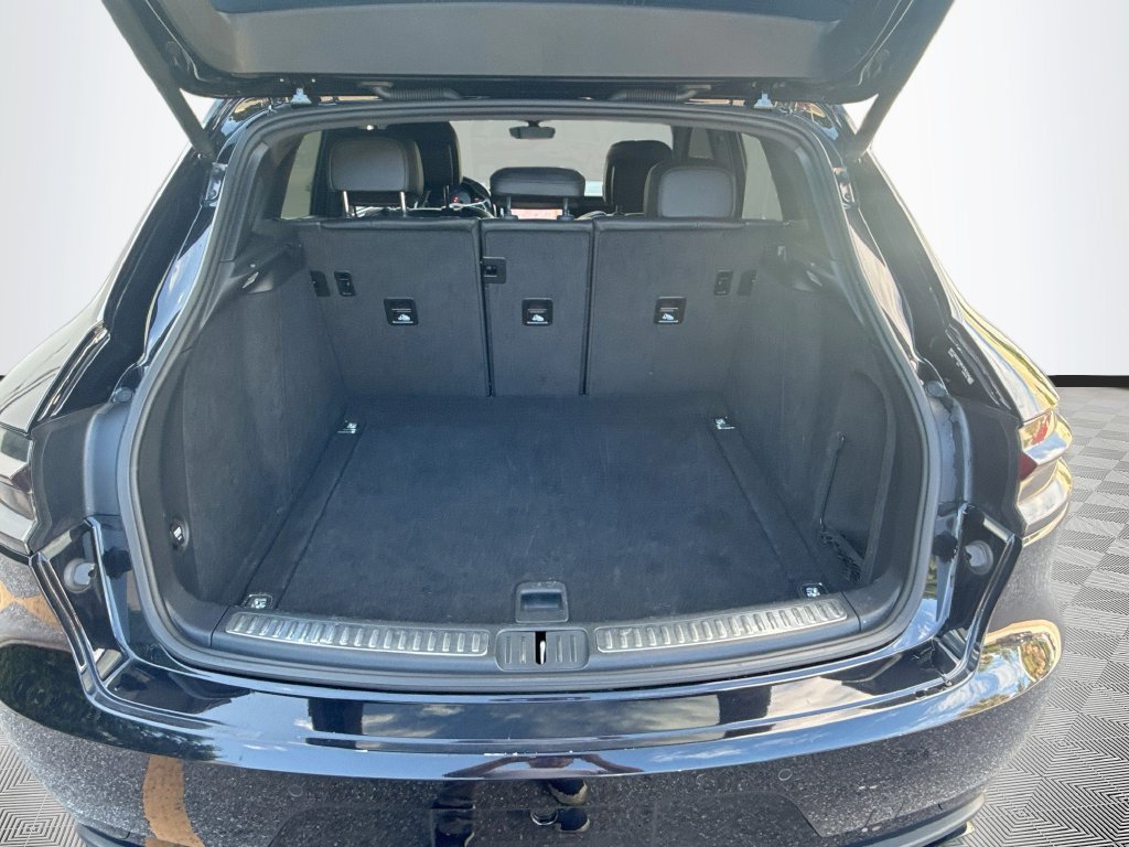 Used 2021 Porsche Macan S AWD/4WD image 30