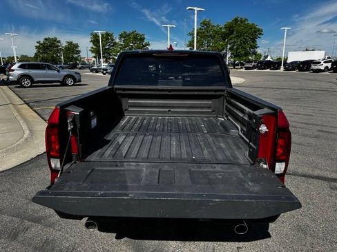 Used 2024 Honda Ridgeline Black Edition image 11