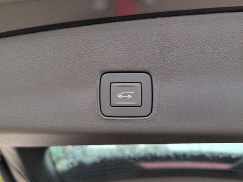 New 2026 Chevrolet TrailBlazer LT w/ Convenience Package FWD image 10