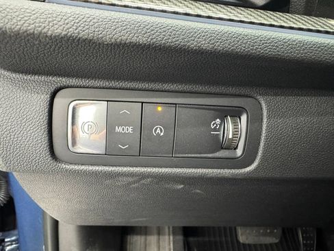 Used 2026 Chevrolet Traverse High Country w/ LPO, Floor Liner Package FWD image 36