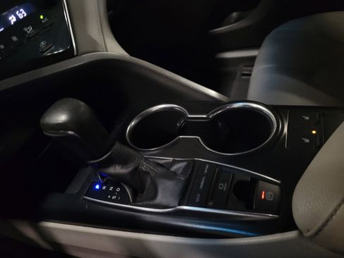 Used 2018 Toyota Camry XSE w/ Audio Package image 26