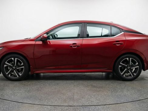 Used 2025 Nissan Sentra SV FWD image 5