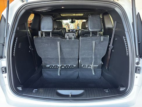 Used 2025 Chrysler Pacifica Limited FWD image 20