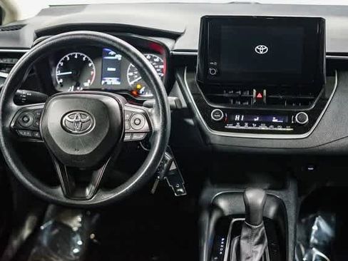 Certified 2023 Toyota Corolla LE image 12