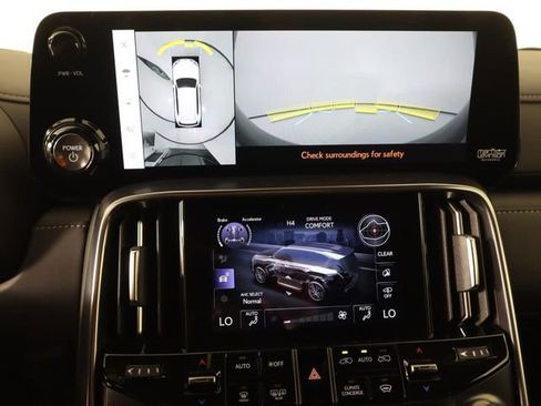 New 2026 Lexus LX 700h Luxury AWD/4WD image 19