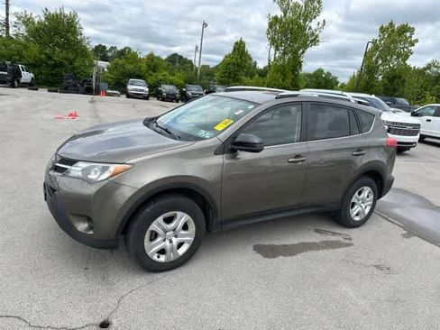 Used 2014 Toyota RAV4 LE AWD/4WD image 11