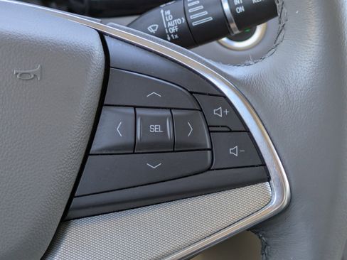 Certified 2023 Cadillac XT5 Premium Luxury w/ LPO, Premium Carpet Package image 23