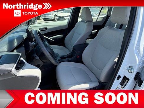 Used 2026 Toyota Corolla Cross L FWD image 6