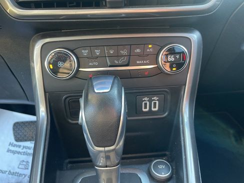 Used 2021 Ford EcoSport SE w/ SE Convenience Package image 19