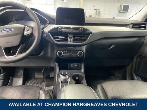 Used 2022 Ford Escape SEL w/ Technology Package AWD/4WD image 27
