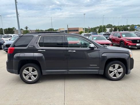 Used 2015 GMC Terrain SLE w/ Chrome Edition FWD image 4