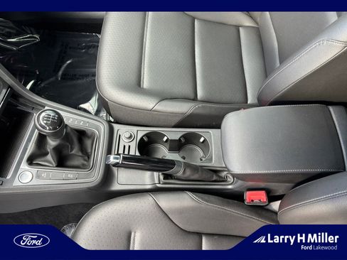 Used 2017 Volkswagen Golf Alltrack SE image 15