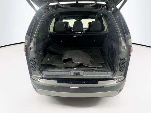 Certified 2024 Land Rover Discovery Dynamic SE AWD/4WD image 26