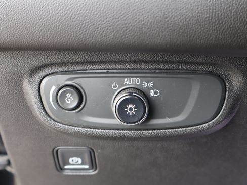 Used 2022 GMC Terrain SLE w/ Driver Convenience Package FWD image 35