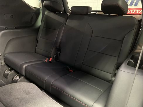 New 2026 Chevrolet Traverse Z71 image 12