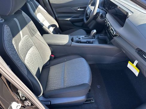 Used 2026 Nissan Sentra SV w/ Floor Mat Package image 13
