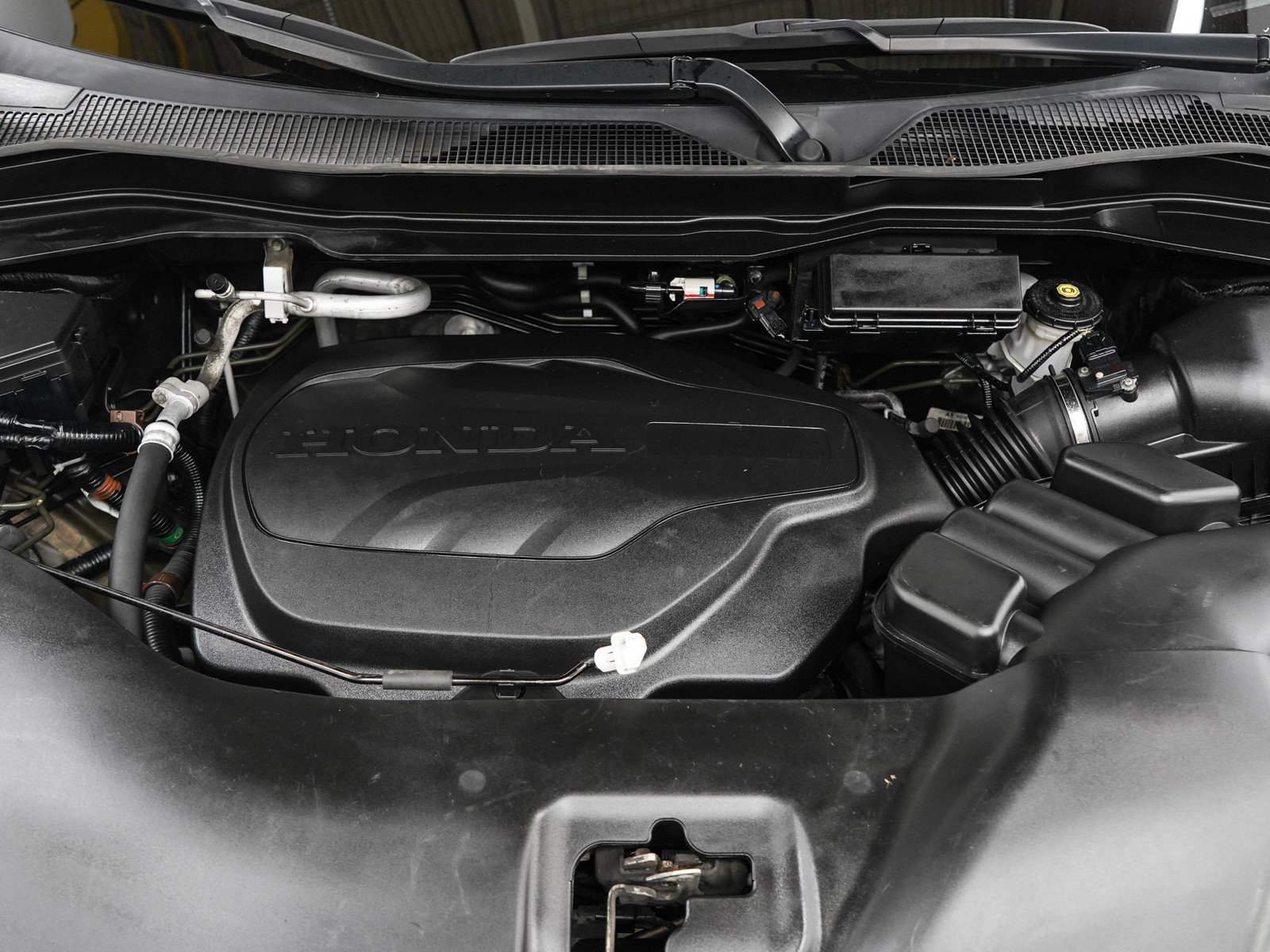 Used 2022 Honda Pilot Elite image 37