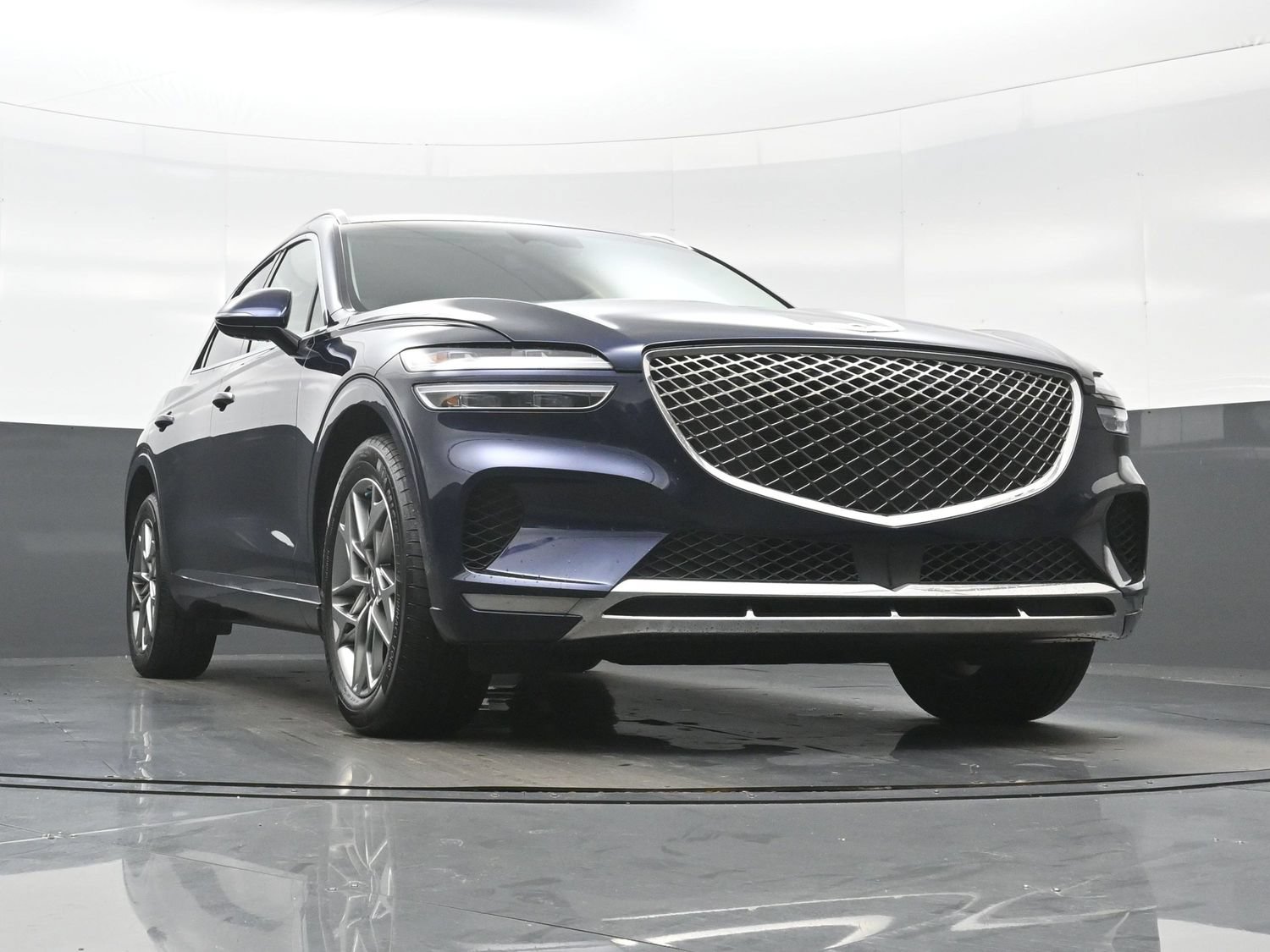 Used 2025 Genesis GV70 2.5T w/ Select Package AWD/4WD image 34