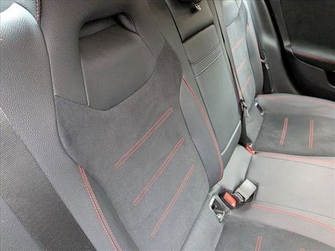 Used 2025 Mercedes-Benz CLA 250 image 17