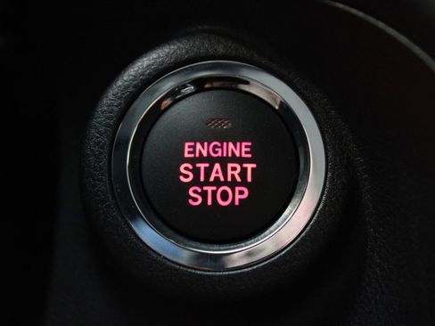 Used 2024 Subaru Ascent Touring AWD/4WD image 25