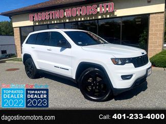 Used 2018 Jeep Grand Cherokee Laredo image 1