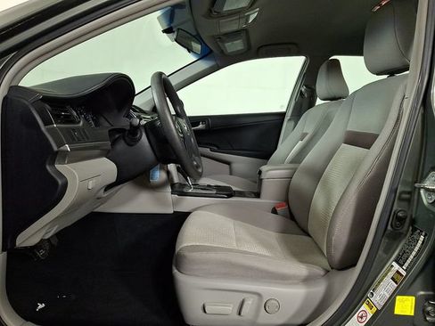Used 2012 Toyota Camry LE FWD image 14