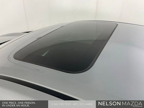 Used 2016 Honda Civic Touring image 11
