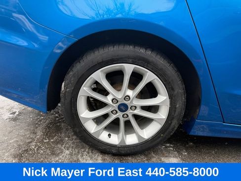 Used 2020 Ford Fusion SE image 25
