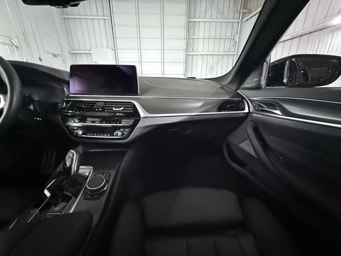 Used 2023 BMW 540i xDrive w/ M Sport Package image 50