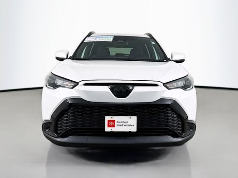 Used 2023 Toyota Corolla Cross AWD Hybrid image 2