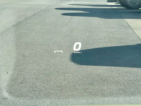 Used 2021 Chevrolet Corvette Stingray w/ Z51 Performance Package image 23