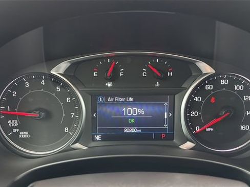 Used 2024 GMC Terrain SLE image 12