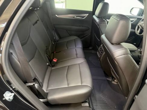 Used 2025 Cadillac XT5 Luxury w/ LPO, Floor Liner Package FWD image 35