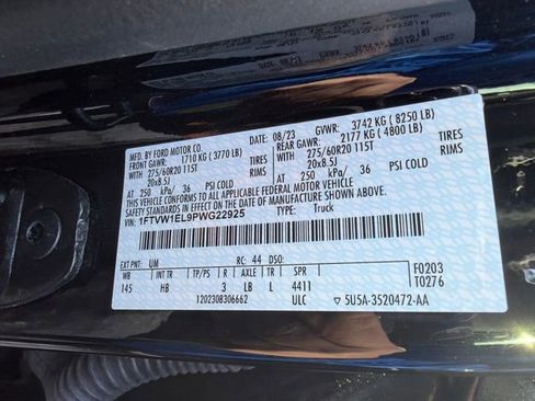 Used 2023 Ford F150 Lightning Lariat image 43