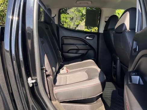 Used 2016 GMC Canyon SLE w/ All Terrain Package AWD/4WD image 19
