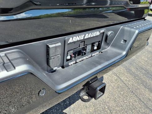 New 2025 Chevrolet Silverado 2500 ZR2 w/ Technology Package image 27