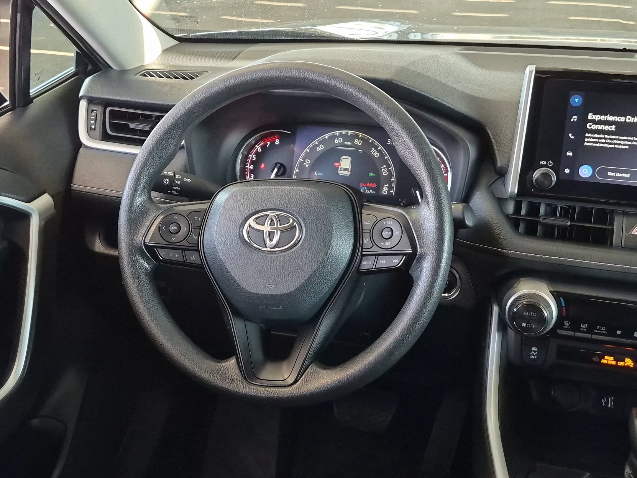 Certified 2024 Toyota RAV4 XLE FWD image 11