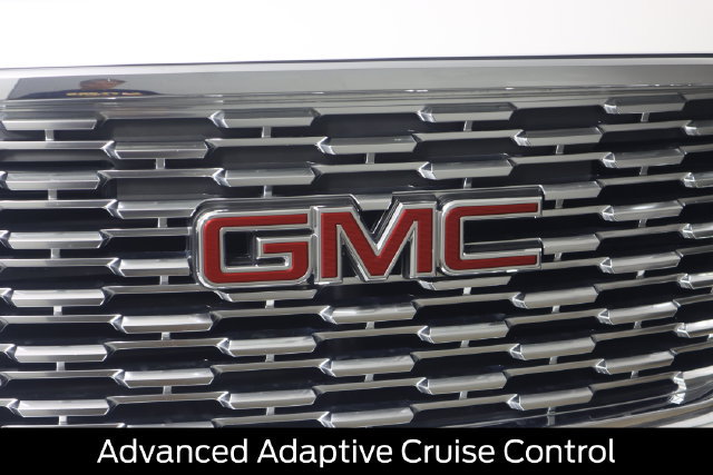 Used 2020 GMC Yukon Denali w/ Denali Ultimate Package AWD/4WD image 23