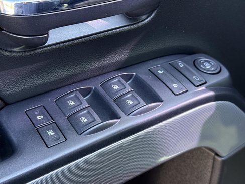 Used 2015 Chevrolet Silverado 2500 LT w/ LT Convenience Package image 15