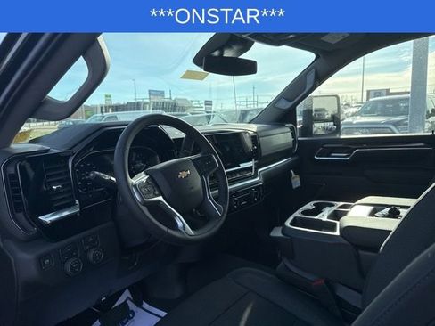 Used 2026 Chevrolet Silverado 2500 LT w/ Convenience Package image 11