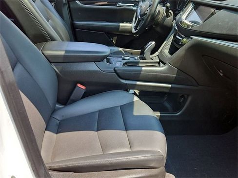 Used 2022 Cadillac XT5 Premium Luxury w/ LPO, Floor Liner Package image 45
